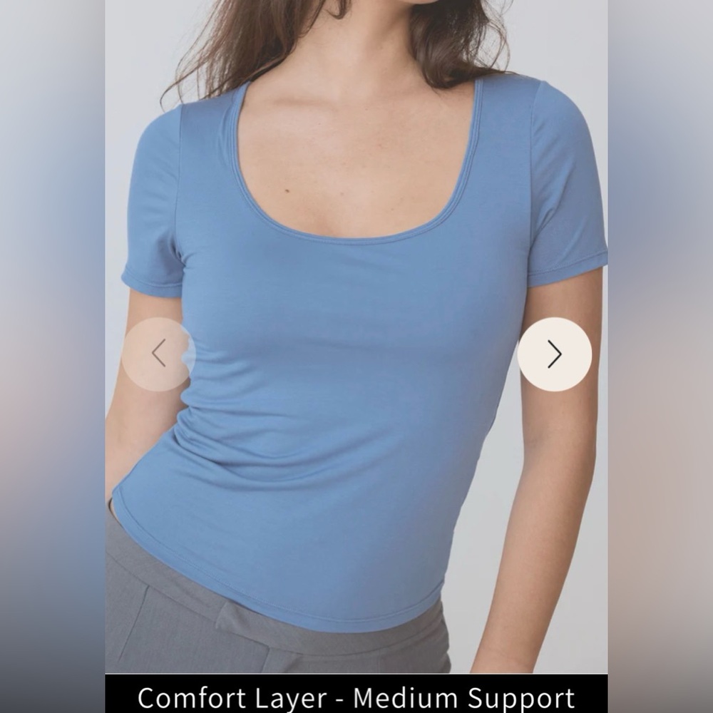 NWT Klassy Network Scoop Neck Short Sleeve Seamless Top ~ Dusty Blue